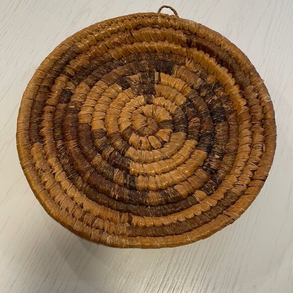 Boho jute woven decor wall hanging or tray round 14” diameter - Picture 1 of 3